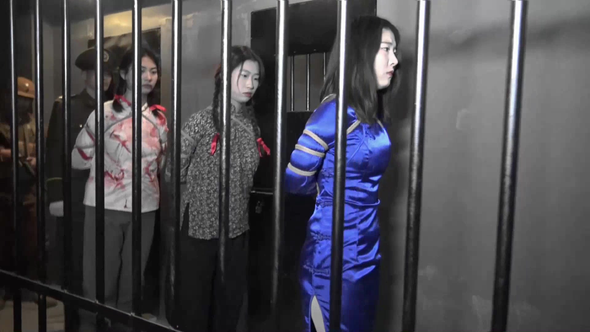 6353.mp4-7.jpg