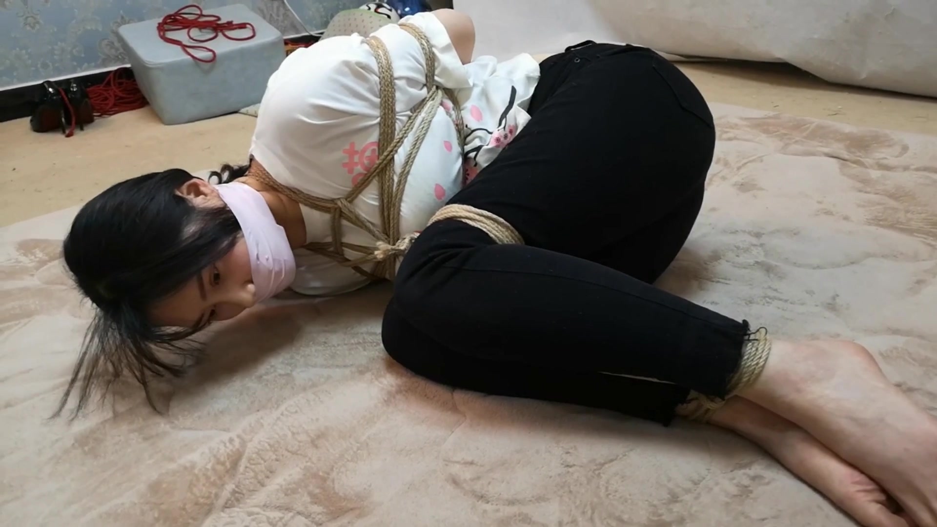 7981.mp4-8.jpg