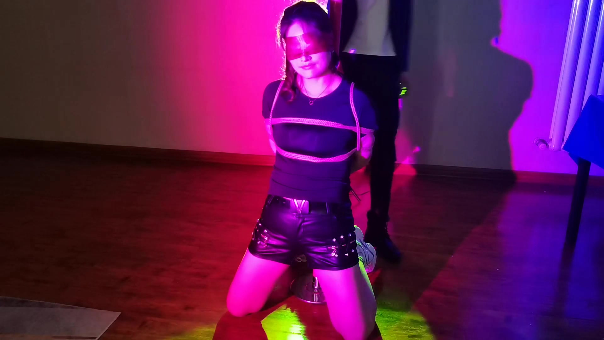8646.mp4-9.jpg