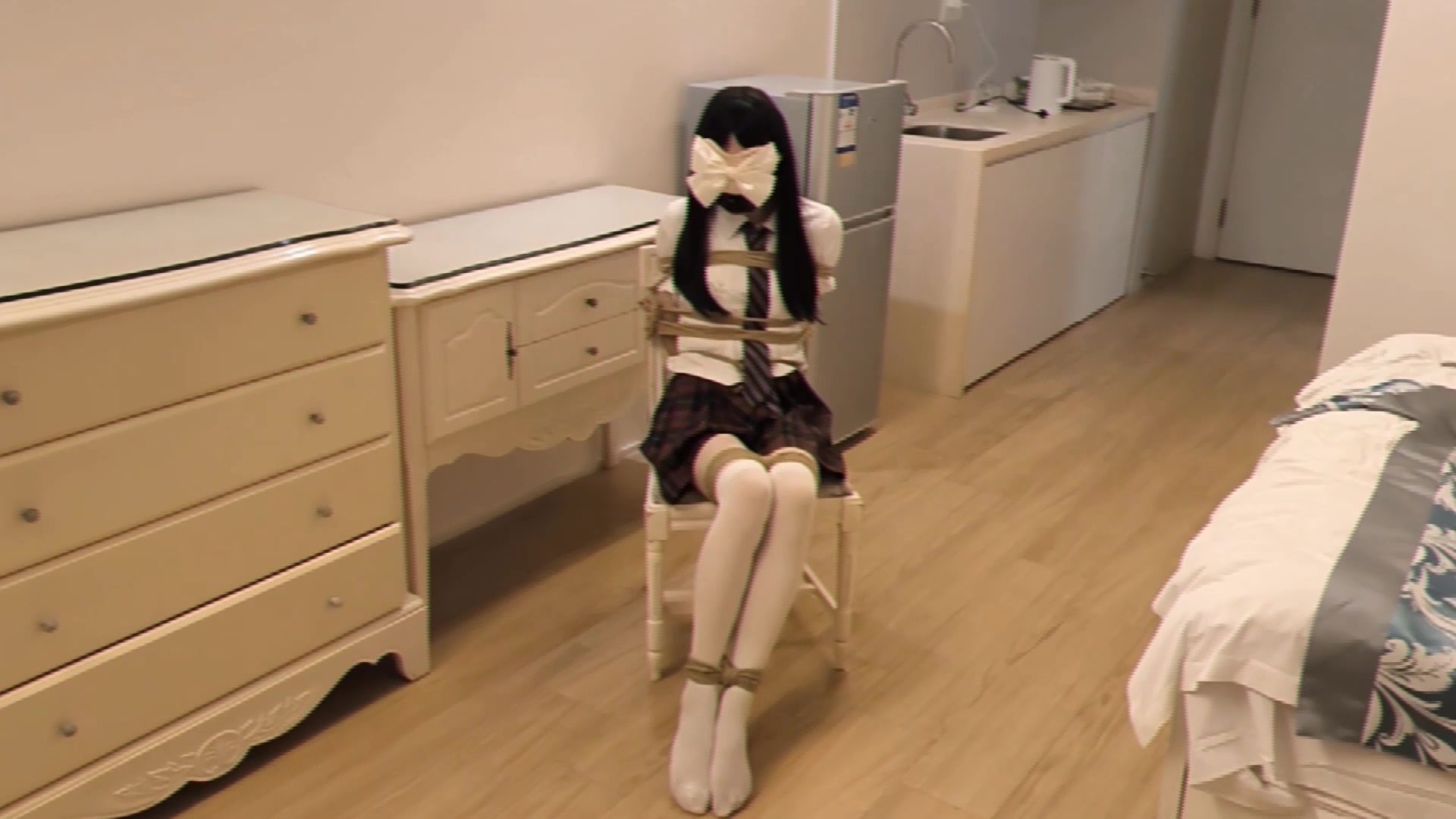 27598----.0000.jpg