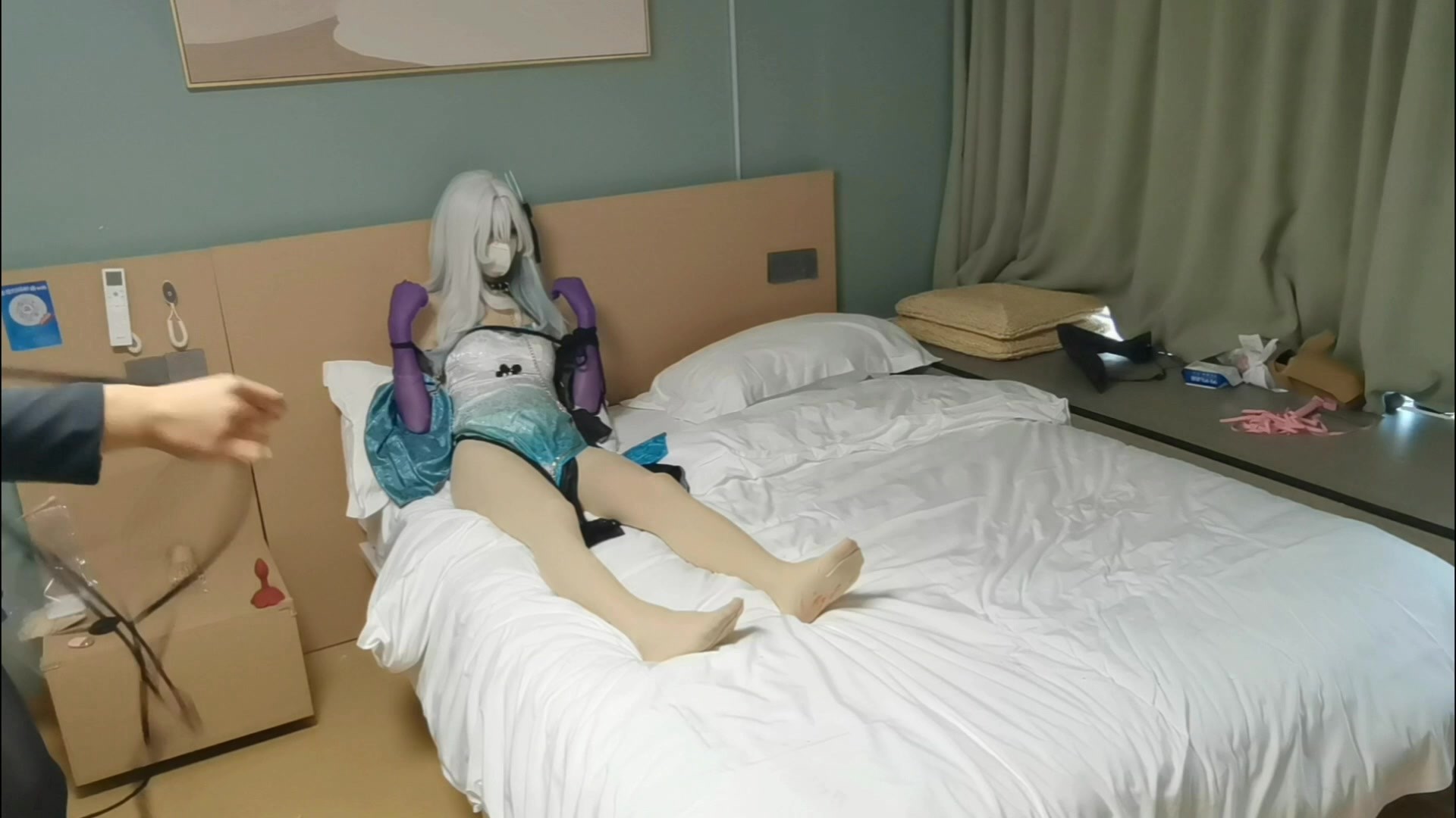 【hx0532】流萤小姐受辱记（中）TK➕捆绑➕项圈➕肛塞➕狗爬➕滴蜡➕cosplay