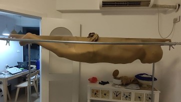 【黄苓】丝袜科研突破：丝袜全包竹竿吊包（晾衣支架方案）