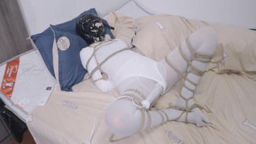【禁忌收容所】皮质头套上锁 堵嘴鼻子绝闷 棒子墙高抽搐 驷马震动脚心TK