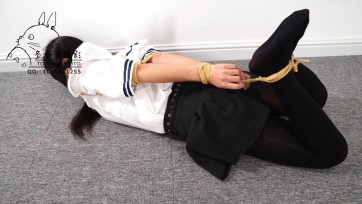 【多多洛】00后妹子直臂缚