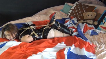 【真实经典】女英雄小鲍捆绑剧烈挣扎