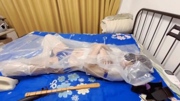 【小系】伪娘绑带拘束真空袋挣扎折磨