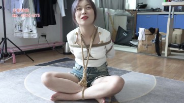 【子衿原创】冰冰团缚口枷放置，口水丰富，被绑到崩溃