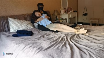 【JS】瑾萱 肉丝OL捆绑 挠痒 棒刺激