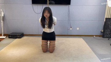 【龙飞绳艺】驷马折腿 吊缚 tk抽打 【新人】